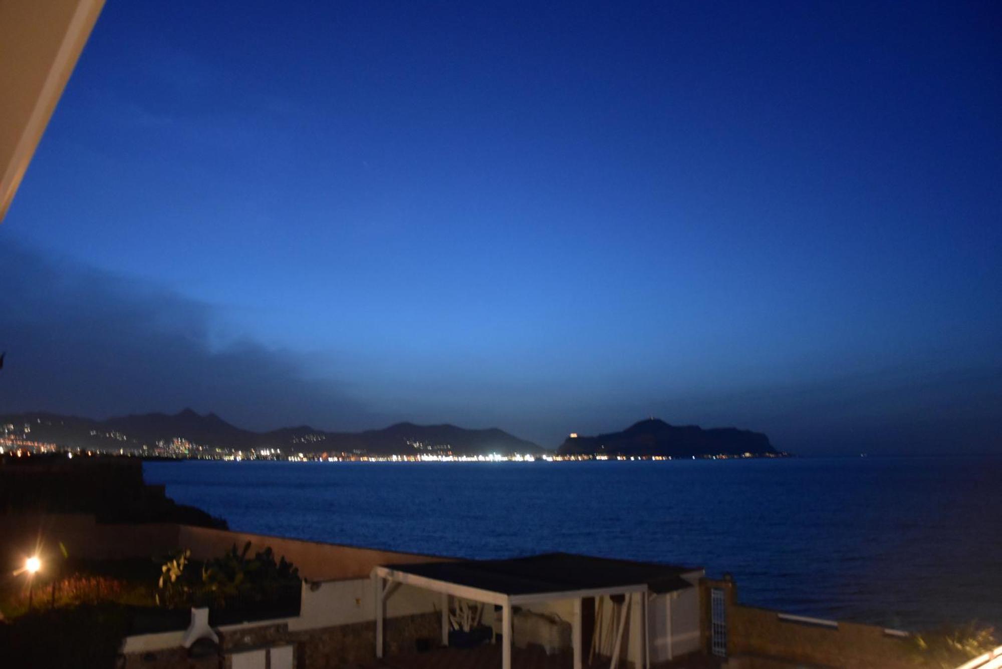 Apartment Hemingway - La Casa Di Alessia - Terrazzo Sul Mare Ficarazzi